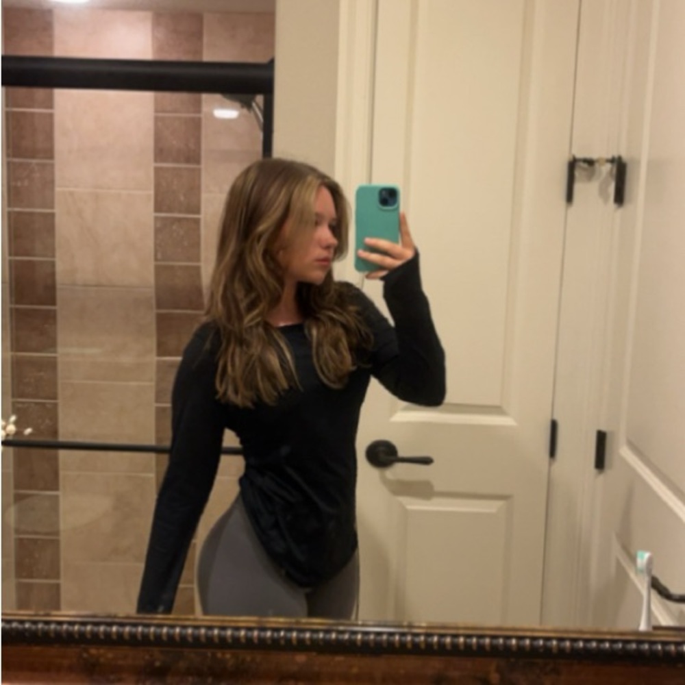 Meet your Posher, Sky